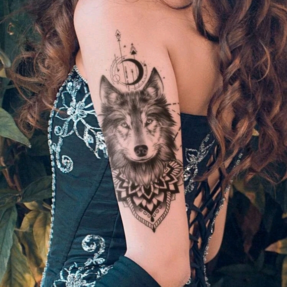 π5 for $25* 7.5" Wolf Temporary Tattoo - Picture 3 of 4